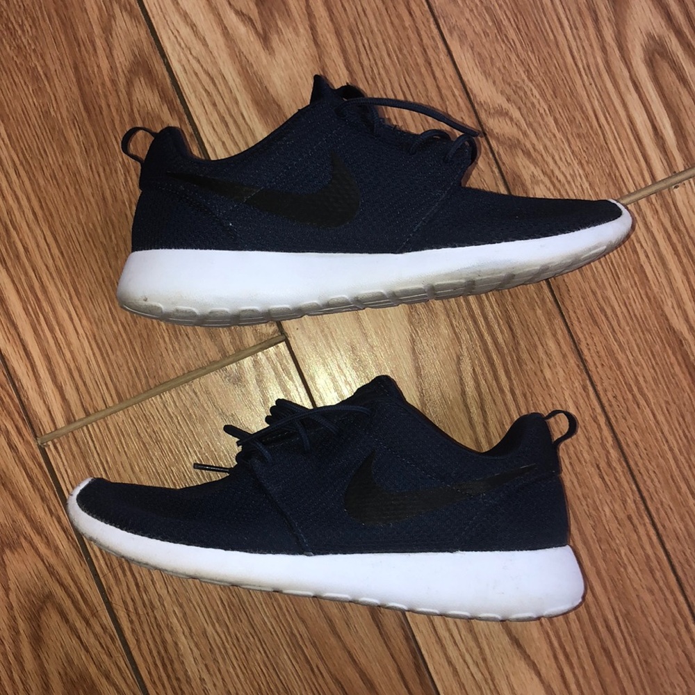 Navy Blue Nike Roshe One Navy White Black Casual Shoes
